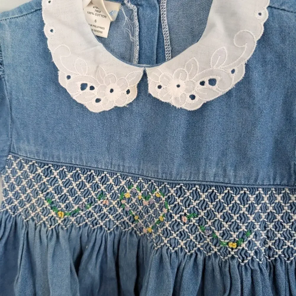 Vintage Girl's Osh Kosh Denim Smocked Dress Floral Size 6